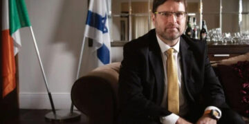 His Excellency Mr. Ophir Kariv to Receive Diplomatic Service Medal with Honours