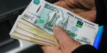 The West’s Incremental Sanction Regime Has Allowed the Ruble to Bounce Back