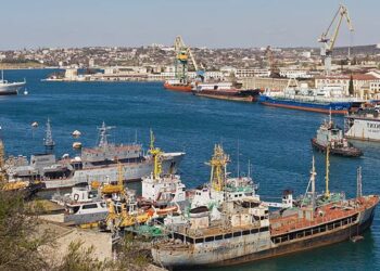 Ceding the Right of Freedom of Maritime Navigation to Russia Perilous